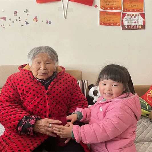 一幼动态｜十里春风，温暖如初｜｜三八女神节活动纪实