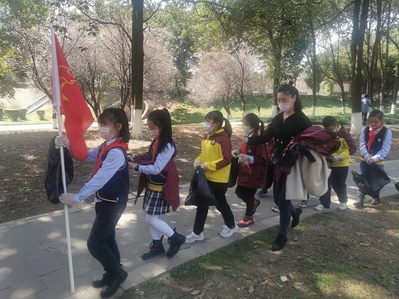 火一动态|学雷锋，我们在行动