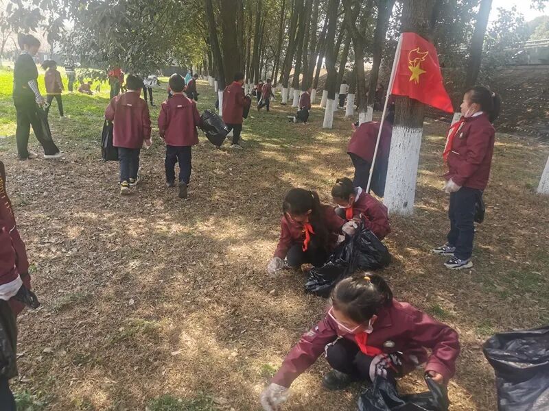 火一动态|学雷锋，我们在行动