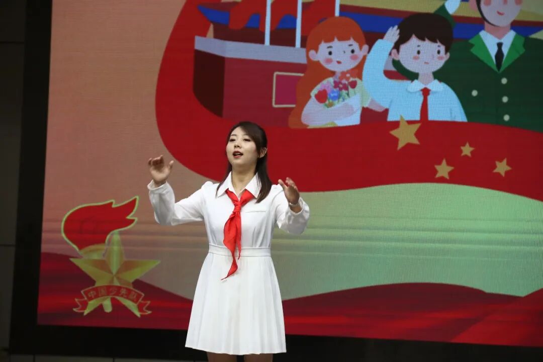 火一动态|喜迎二十大  争做好队员||2022年春新队员入队仪式