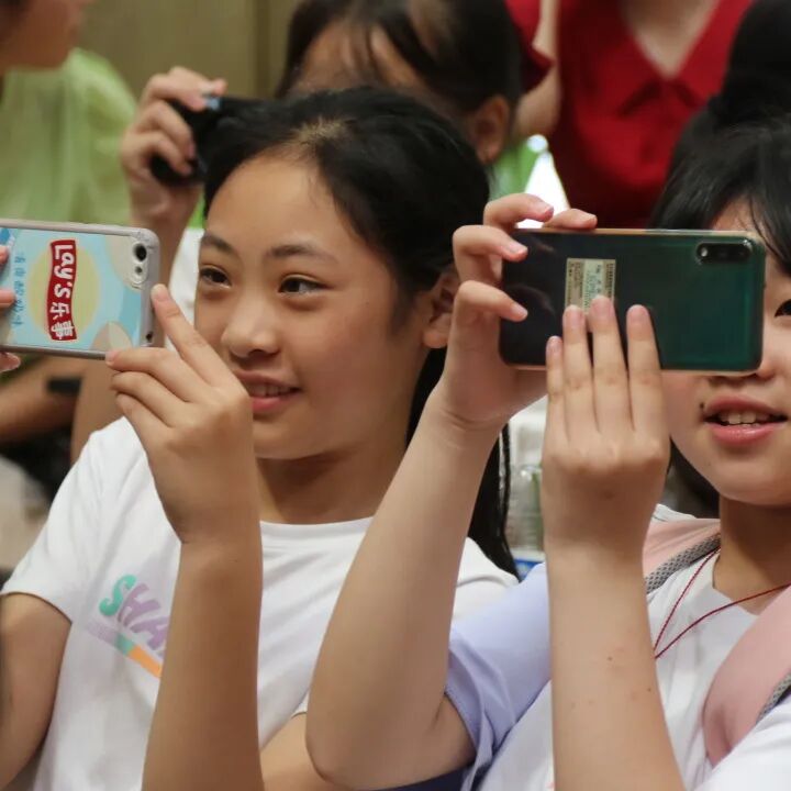 火一动态|最好的我们，最美的启程||火炬一小2022届毕业典礼