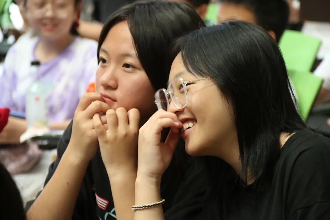火一动态|最好的我们，最美的启程||火炬一小2022届毕业典礼