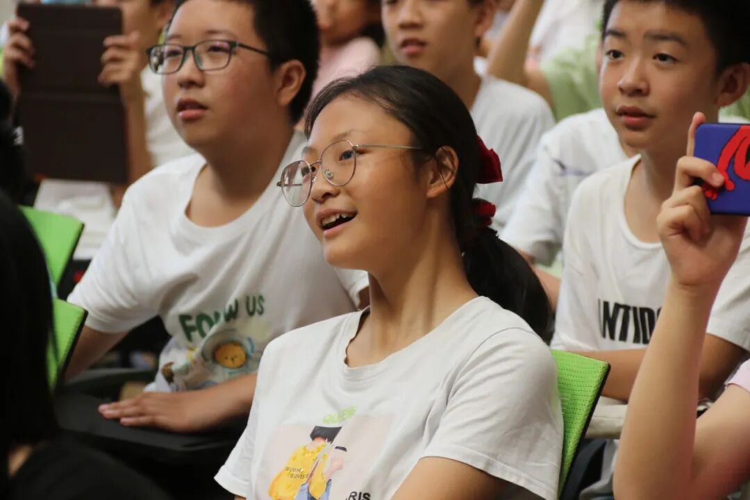 火一动态|最好的我们，最美的启程||火炬一小2022届毕业典礼