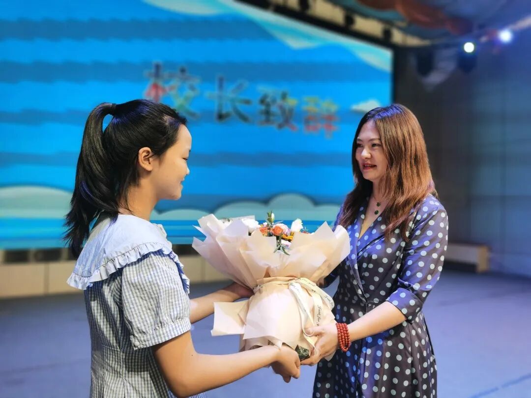 火一动态|最好的我们，最美的启程||火炬一小2022届毕业典礼