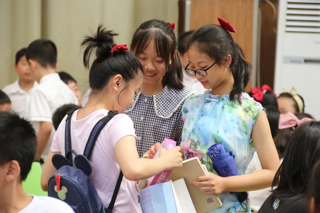 火一动态|最好的我们，最美的启程||火炬一小2022届毕业典礼