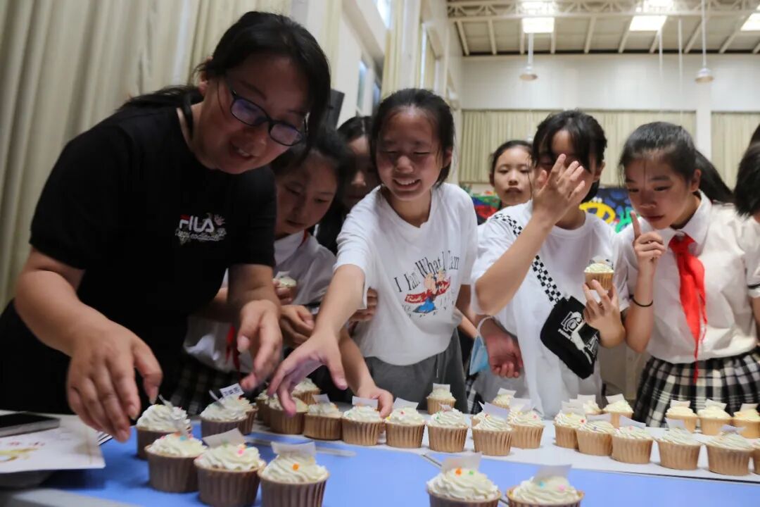 火一动态|最好的我们，最美的启程||火炬一小2022届毕业典礼