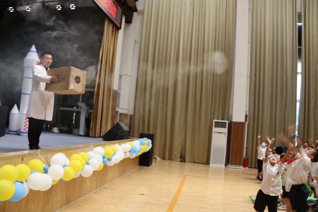 火一动态|科学真有趣||2022年科技馆进校园活动