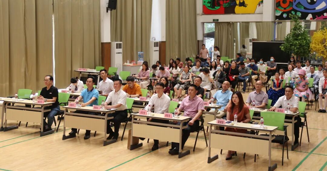 火一喜报|我校选手在绵阳市中小学生演讲总决赛上第八次获得特等奖