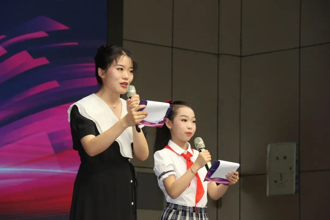 火一喜报|我校选手在绵阳市中小学生演讲总决赛上第八次获得特等奖