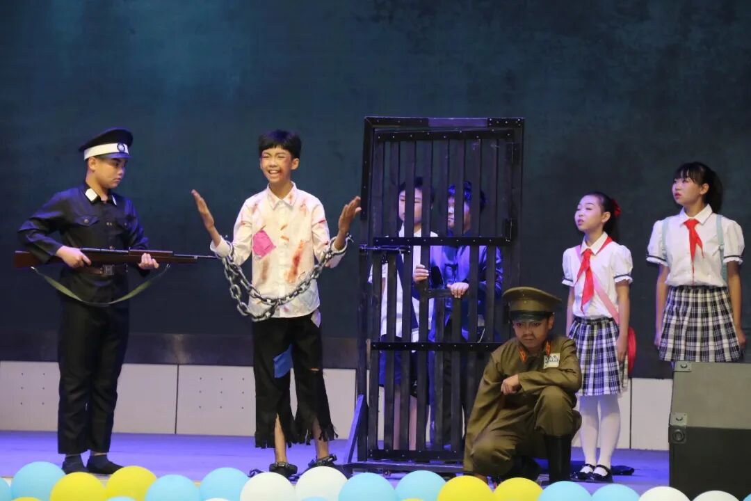 火一喜报|我校选手在绵阳市中小学生演讲总决赛上第八次获得特等奖