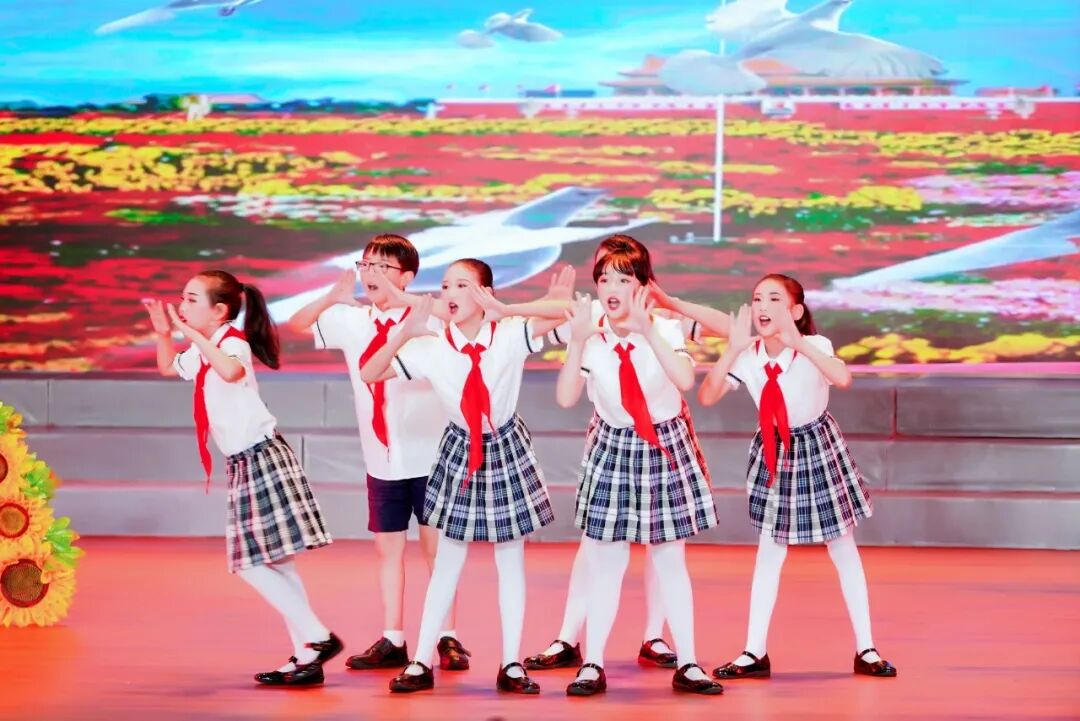 火一喜报|我校选手在绵阳市中小学生演讲总决赛上第八次获得特等奖