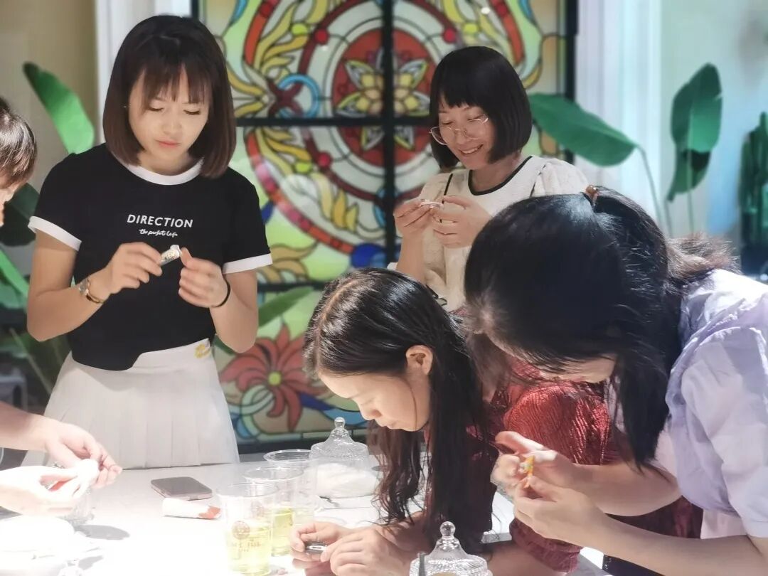 火一动态|草木生花 逐光暖行||及月社手作团建
