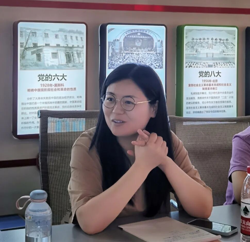 火一动态|总结回顾   携手致远||火炬一小名师工作室期末总结会暨假期工作安排会