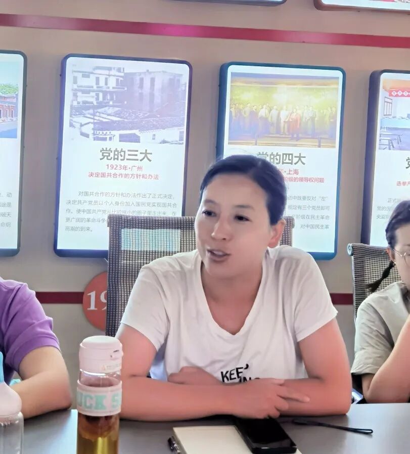 火一动态|总结回顾   携手致远||火炬一小名师工作室期末总结会暨假期工作安排会