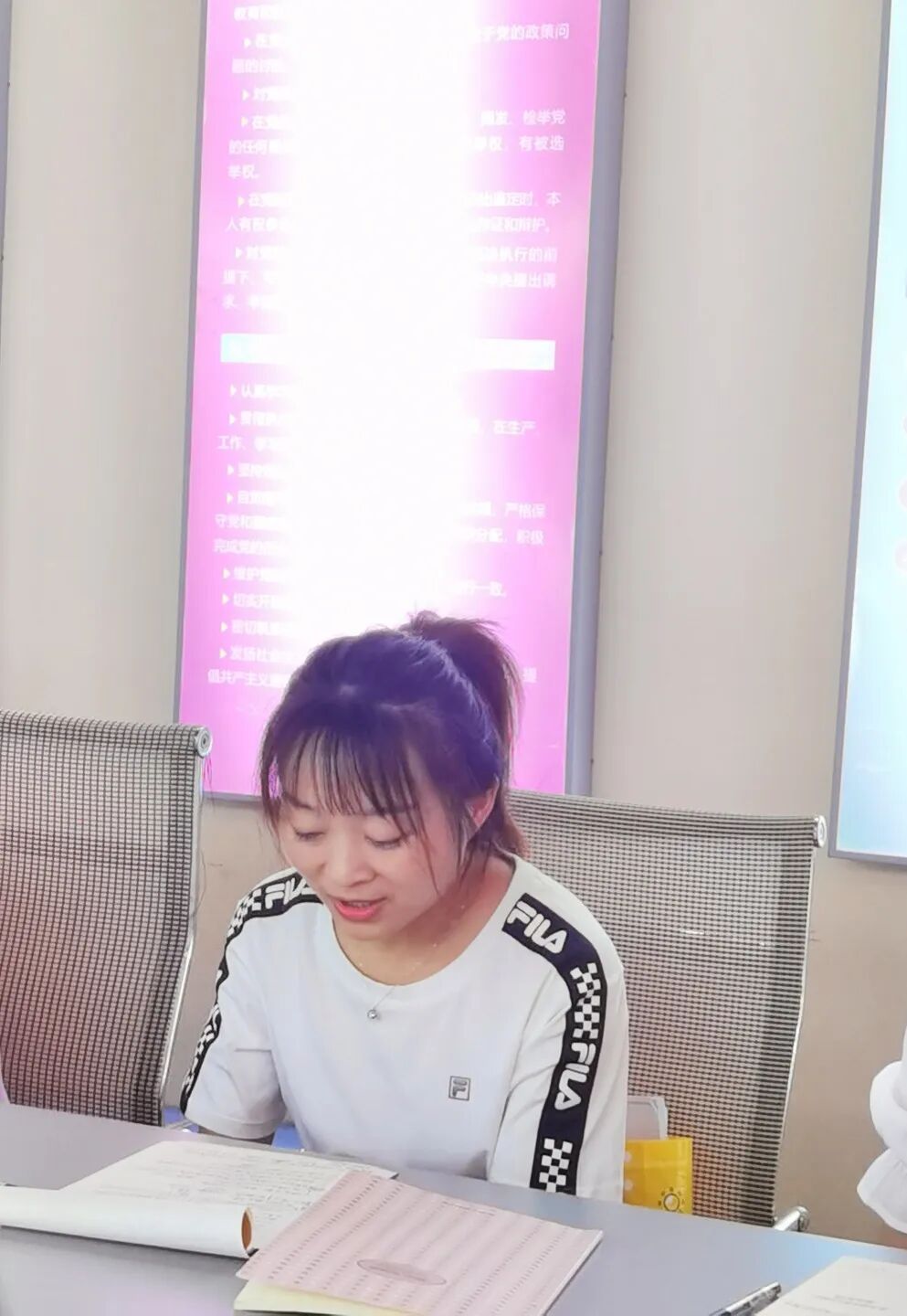 火一动态|总结回顾   携手致远||火炬一小名师工作室期末总结会暨假期工作安排会