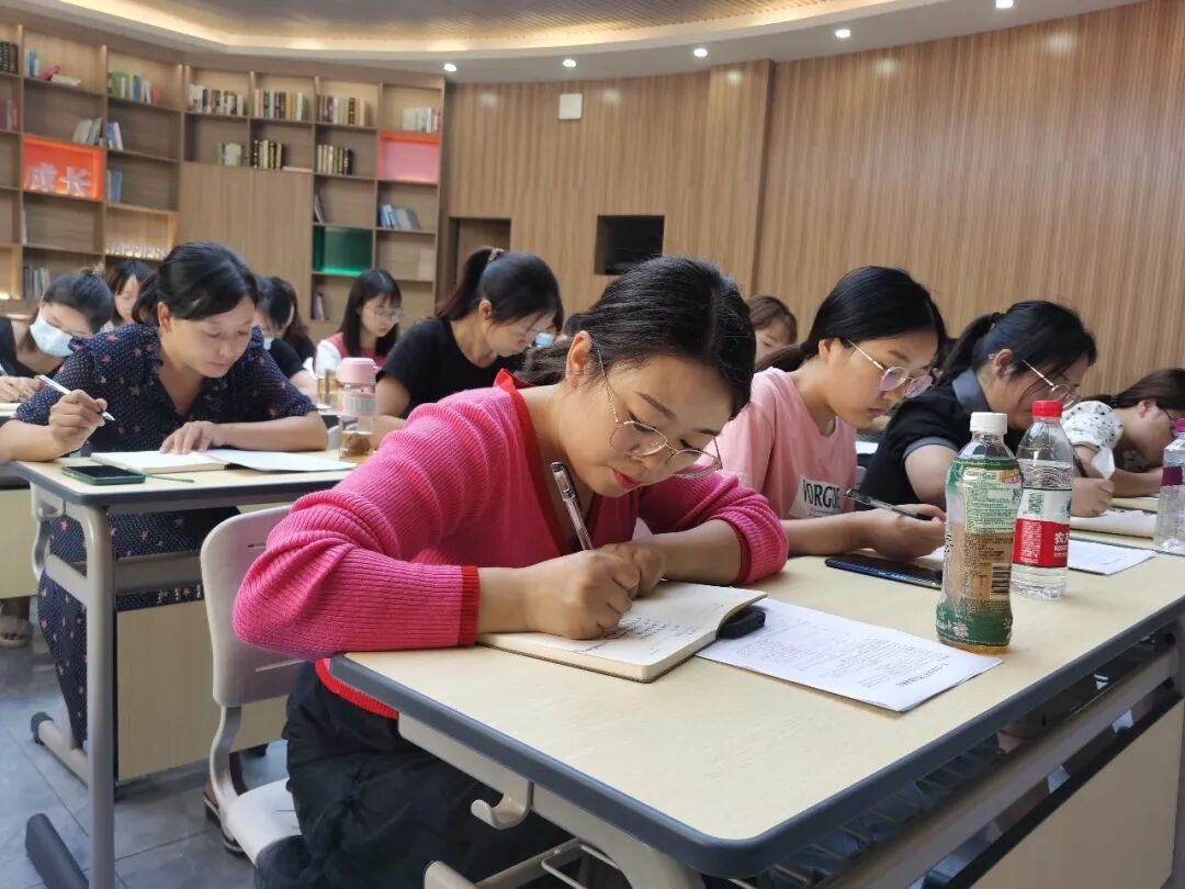 火一开学季|凝心聚力开新局 戮力同心向未来||2022秋开学教师分层系列培训