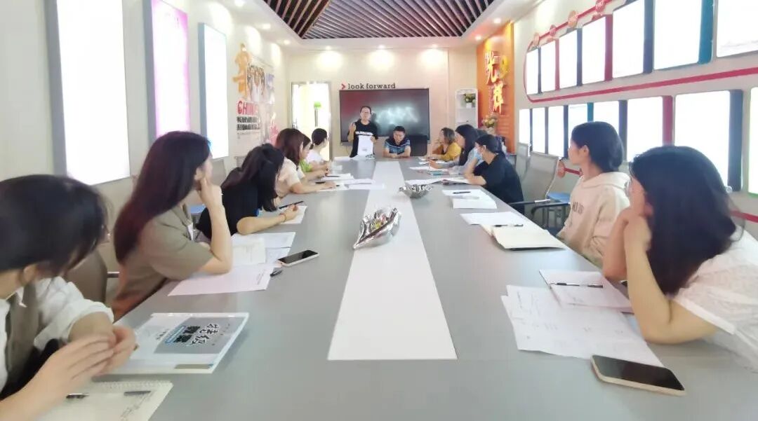 火一开学季|凝心聚力开新局 戮力同心向未来||2022秋开学教师分层系列培训