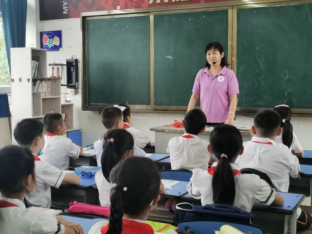 火一开学季|2022秋火炬一小开学第一课