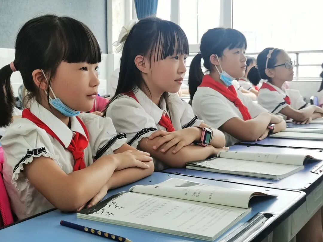 火一开学季|2022秋火炬一小开学第一课