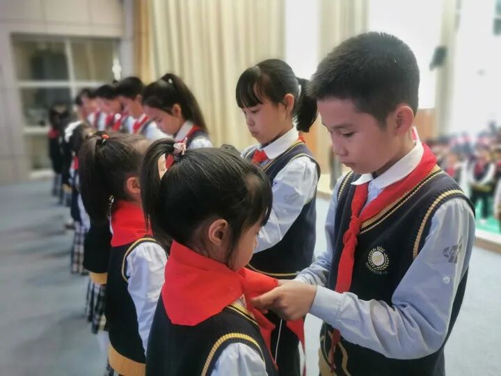 火一动态|喜迎党的二十大   争做好队员||建队日主题系列活动