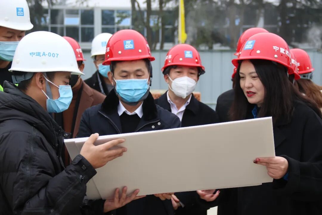 火一新校区建设·项目推进丨绵阳市教体局党组书记王永昭调研火炬一小新校区项目规划建设工作