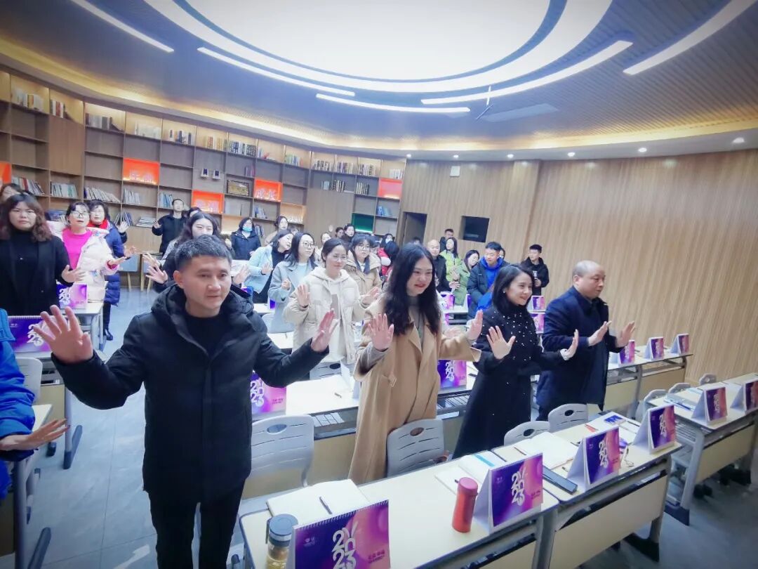 火一开学季 | 新思维引领新未来:沉淀 重启 变革||2023年春开学教师分层培训