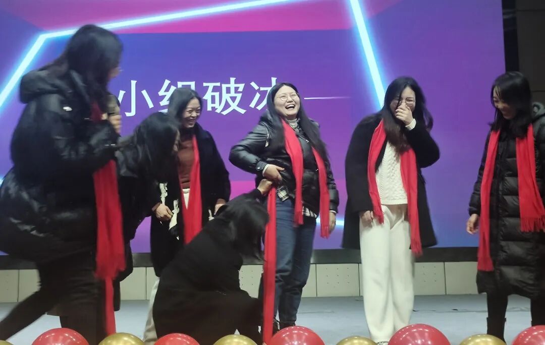 火一开学季 | 新思维引领新未来:沉淀 重启 变革||2023年春开学教师分层培训