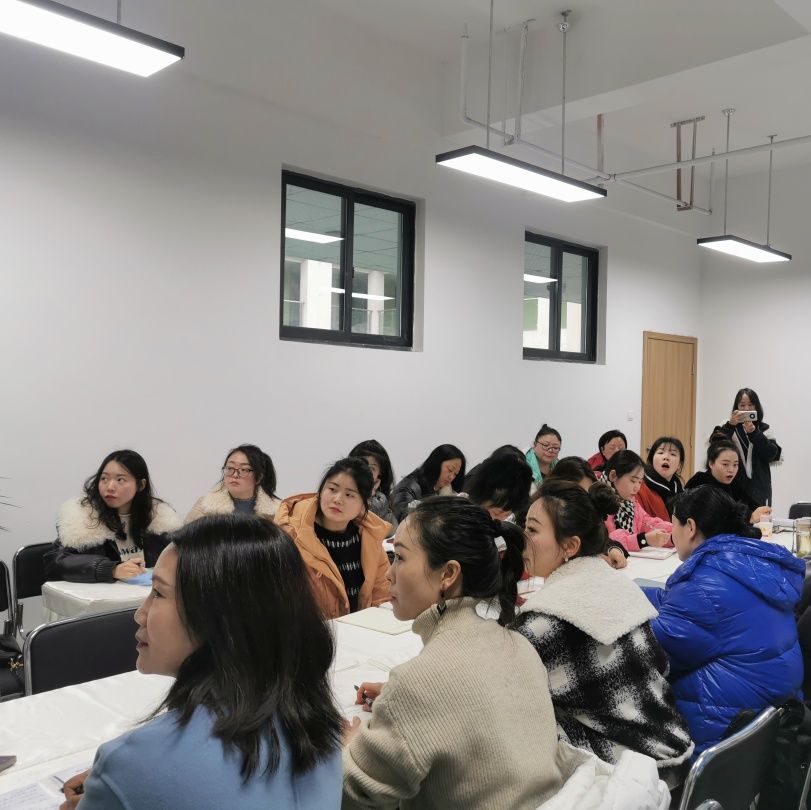 火一开学季 | 新思维引领新未来:沉淀 重启 变革||2023年春开学教师分层培训