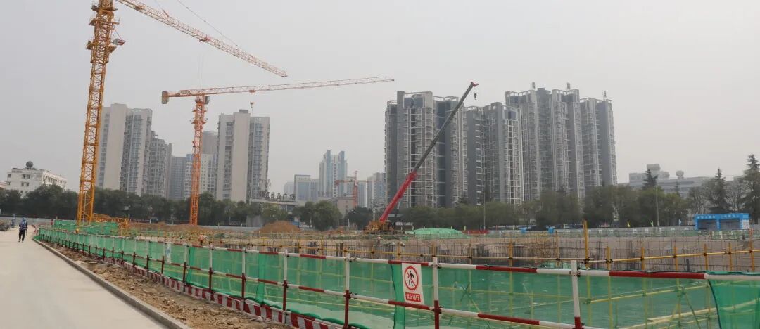 火一动态 | 绵阳市2023年基础教育高质量发展工作推进会|首站·火炬一小A校区作为会议现场调研点