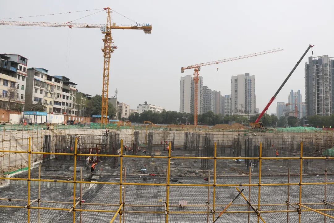 火一动态 | 绵阳市2023年基础教育高质量发展工作推进会|首站·火炬一小A校区作为会议现场调研点