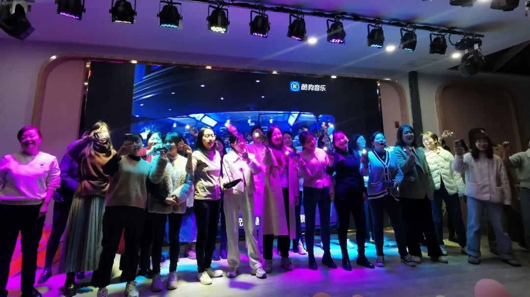 火一班主任节系列活动 | 请您收下，这封来自春天的告白