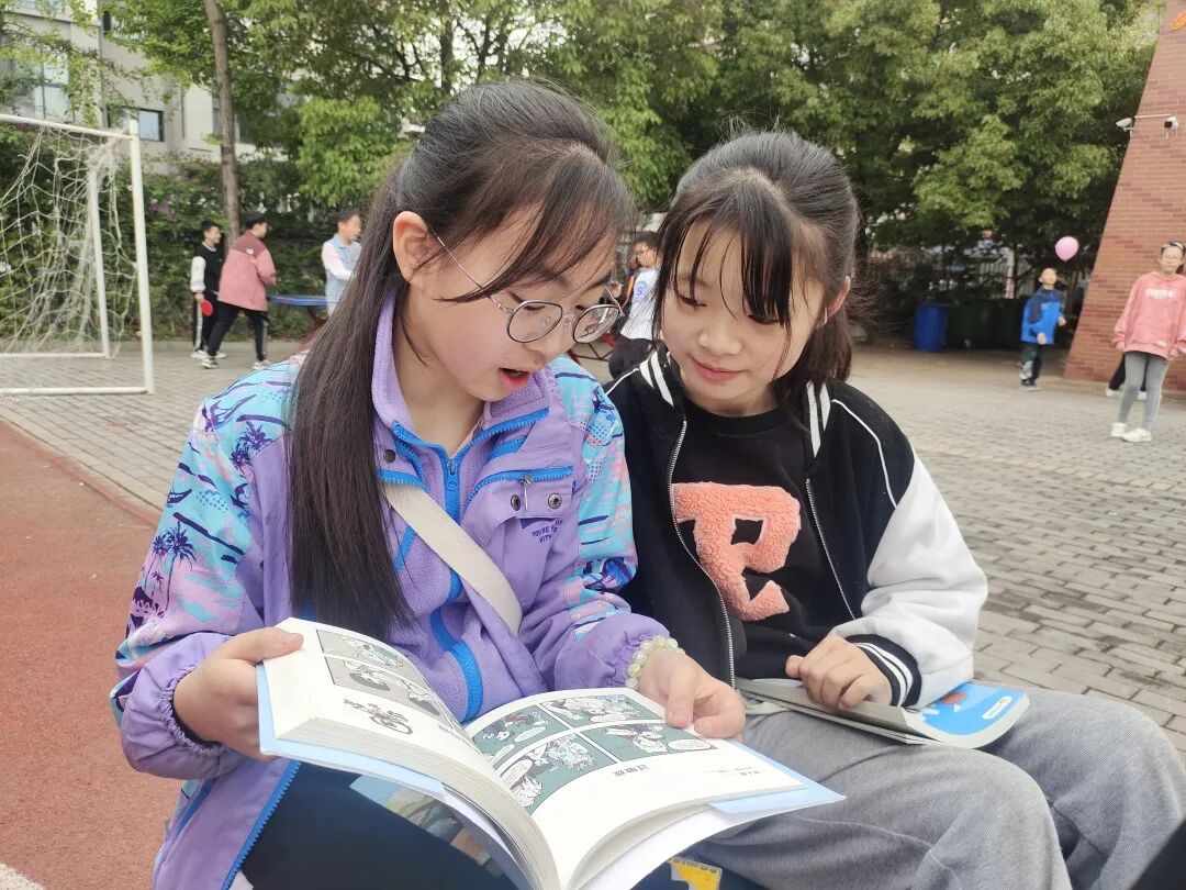 火一读书节|芬芳春日,与书同行||跳蚤书市/作家进校园
