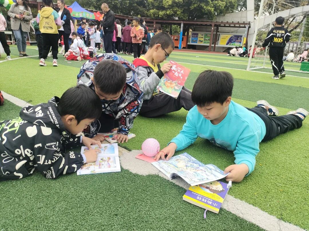 火一读书节|芬芳春日,与书同行||跳蚤书市/作家进校园