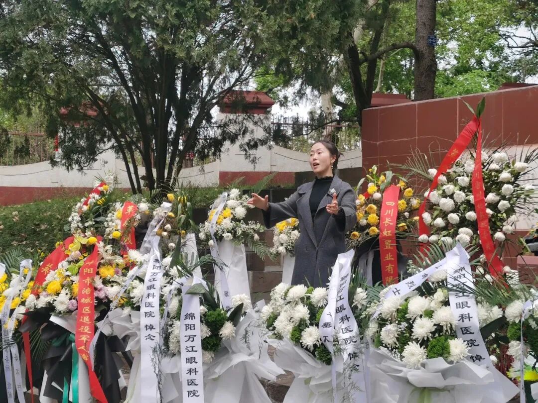 火一动态|缅怀英雄先烈 传承红色基因||清明祭扫活动