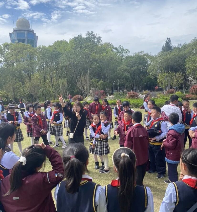 火一动态|缅怀英雄先烈 传承红色基因||清明祭扫活动