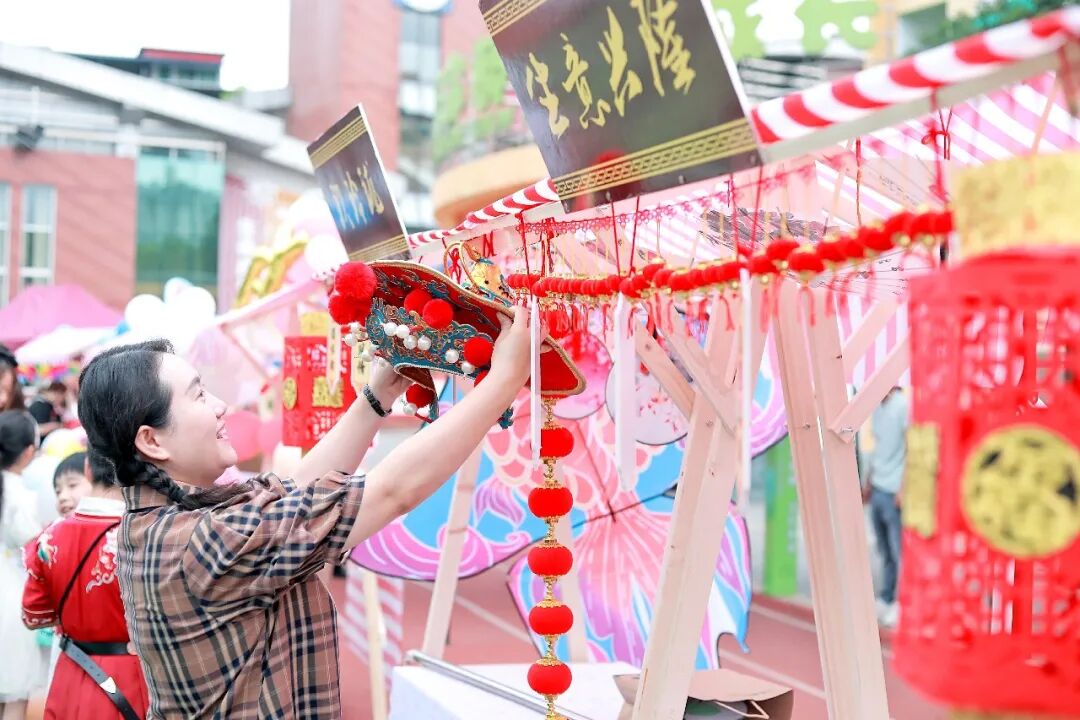 火一·六一|“集市”行乐  劳而有获||六一系列活动