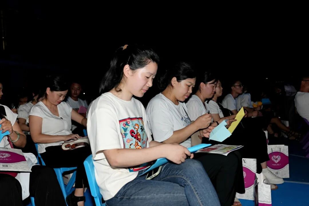 火一动态｜火炬一小2023年秋一年级新生家长会