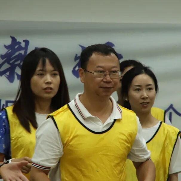 躬耕教坛  幸福“飞”扬——火炬一小第39个教师节团建活动