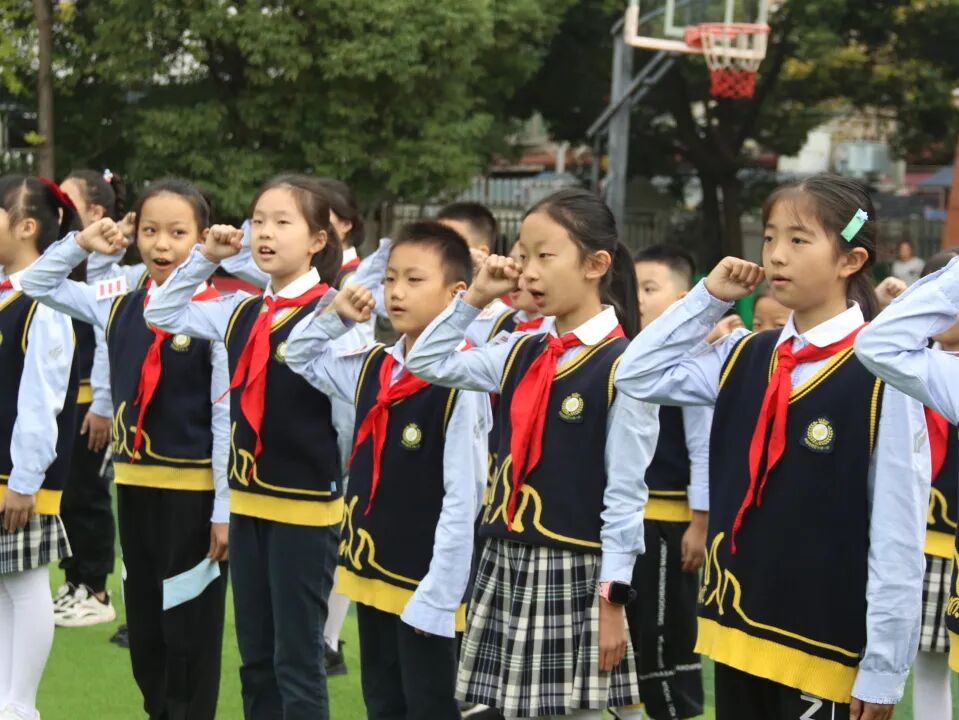 火一·建队日丨争做新时代好队员——火炬一小2023年秋建队日主题系列活动