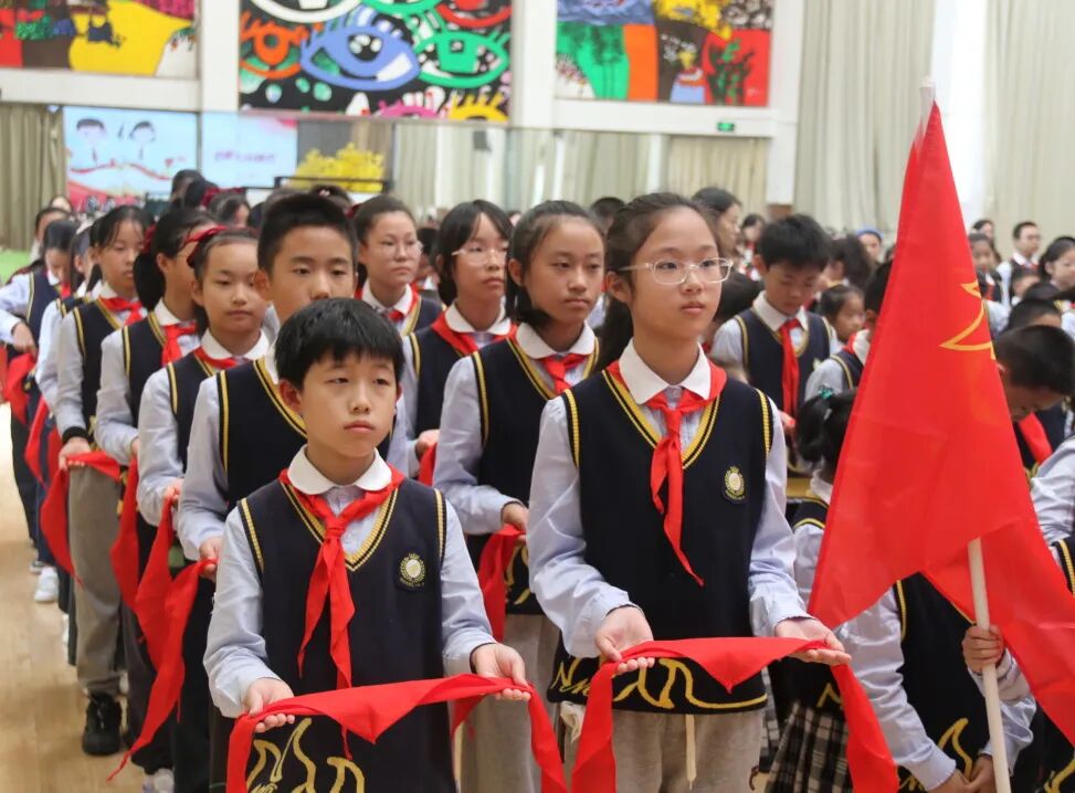 火一·建队日丨争做新时代好队员——火炬一小2023年秋建队日主题系列活动