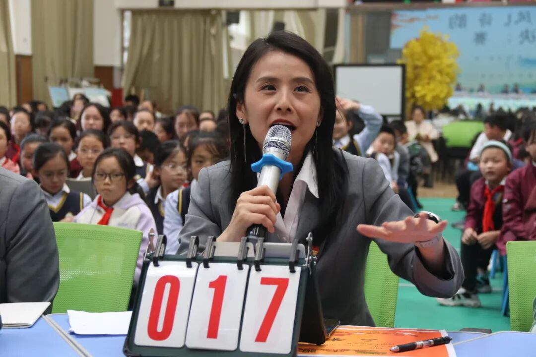 火一·竞赛月丨携诗意向前 揽星辰逐梦 ---- 2023年秋火炬一小诗词大赛