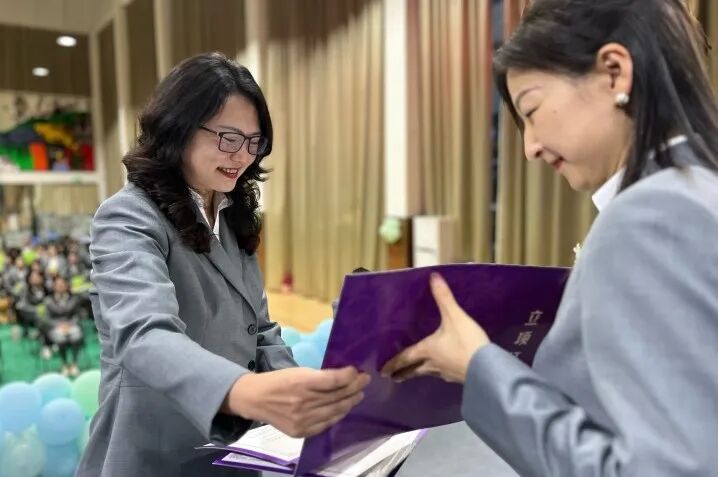 【火一•教研】项目引领,特色驱动——火炬一小举行教师教学研究“六大项目组”建设启动仪式