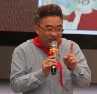火一动态|快乐阅读 轻松写作 —— 著名儿童文学作家祁智走进火炬一小