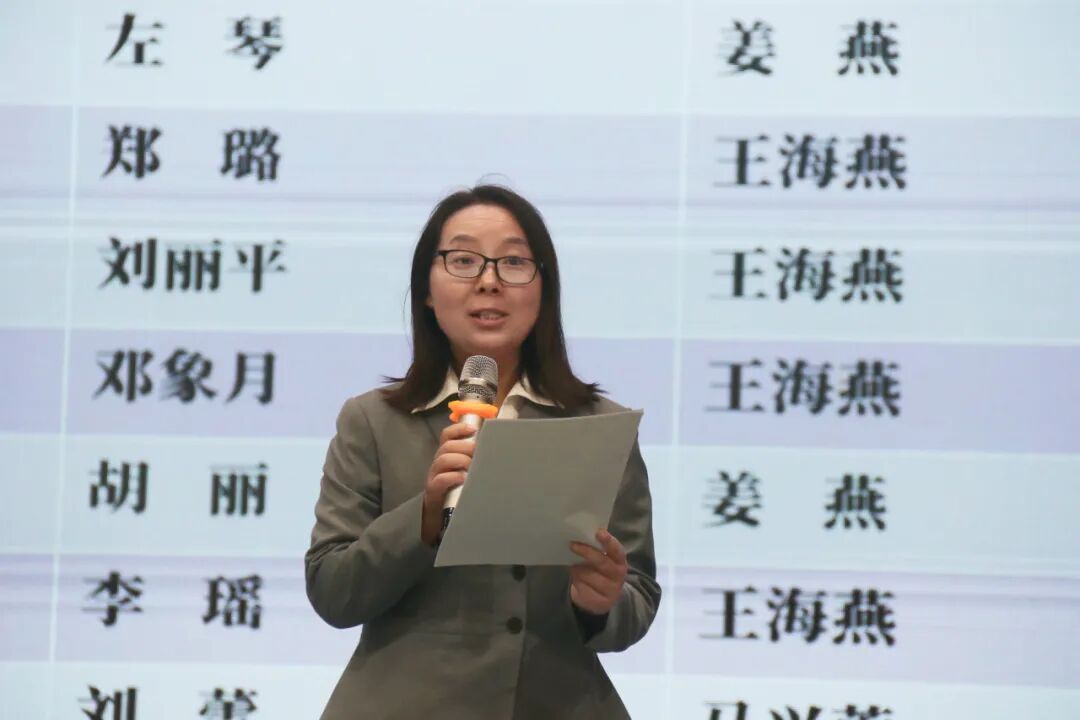 【火一•动态】匠心传承 沐光而行 ——火炬一小举行“幸福青蓝”师徒结对仪式
