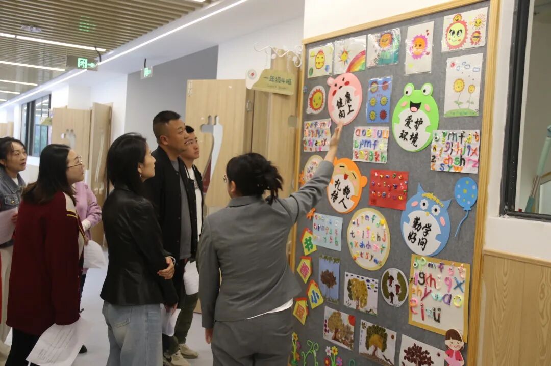 火一·动态丨日常有规，人生有范 ——火炬一小一年级新生文明养成教育展示活动