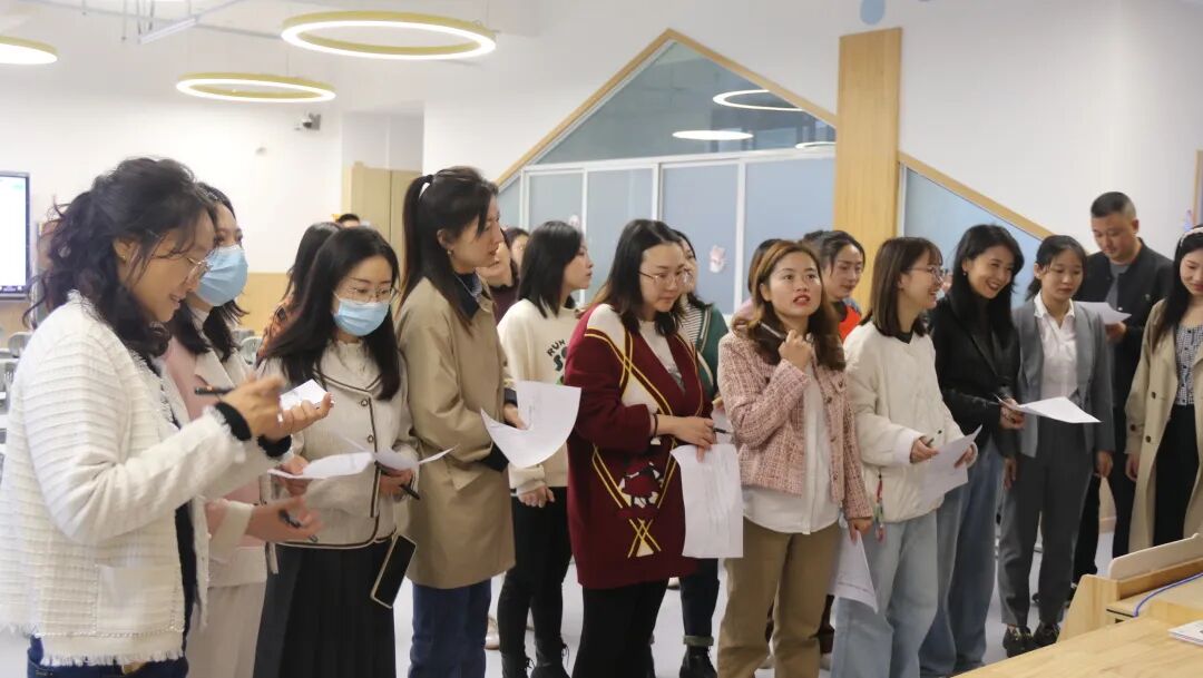 火一·动态丨日常有规，人生有范 ——火炬一小一年级新生文明养成教育展示活动