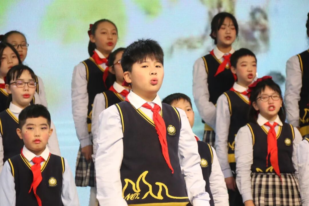 童声诵经典 幸福龘龘年 ——火炬一小2024迎新年系列活动