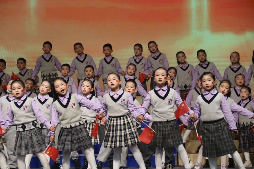 童声诵经典 幸福龘龘年 ——火炬一小2024迎新年系列活动