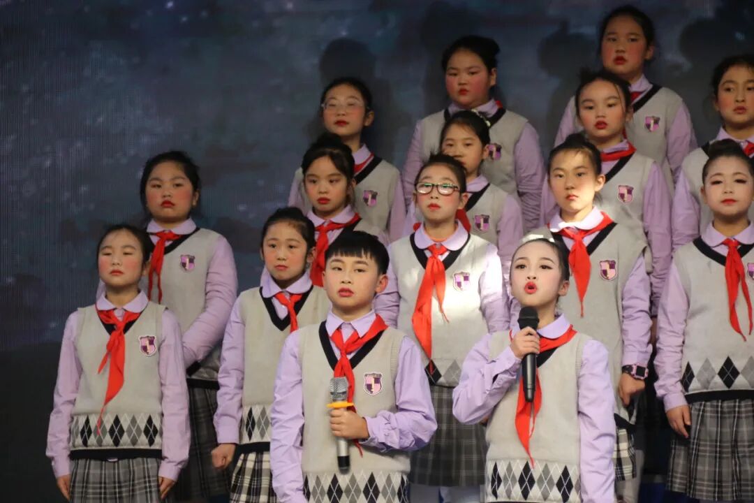 童声诵经典 幸福龘龘年 ——火炬一小2024迎新年系列活动