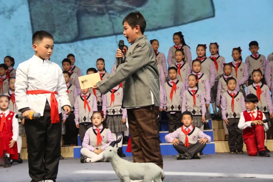 童声诵经典 幸福龘龘年 ——火炬一小2024迎新年系列活动
